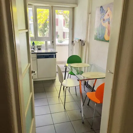 Pansiyon Yveskinyoga Zürih